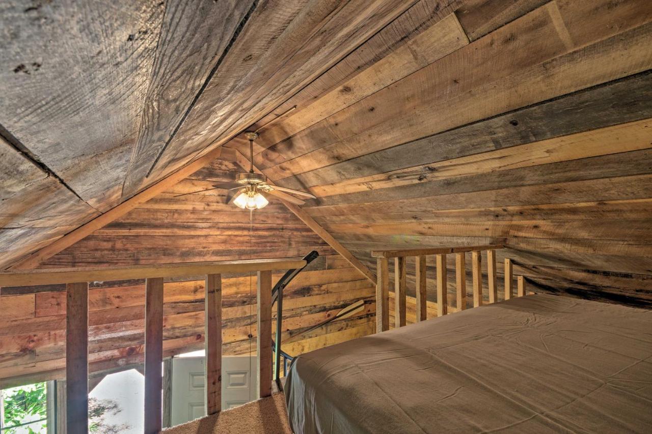 Creekside Cabin With Deck In Pisgah Forest! Barnardsville Εξωτερικό φωτογραφία